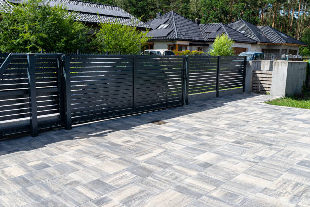 Best Professional Driveway Pavers  in Sheridan, IL